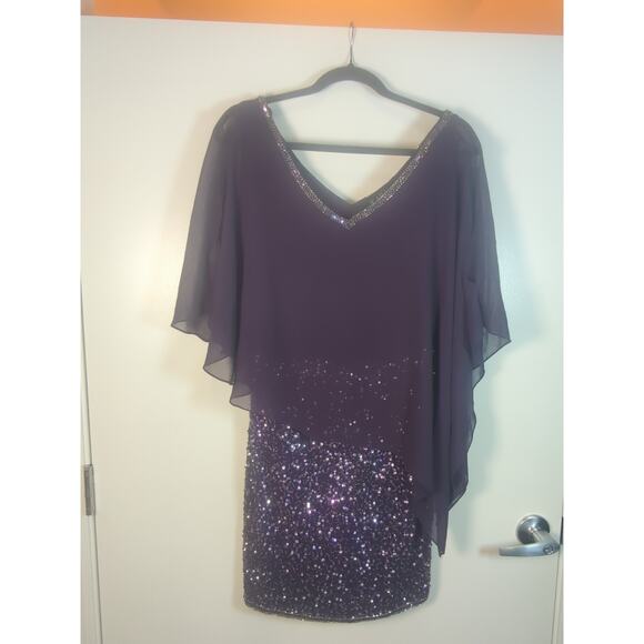 J Kara Women's Caplet V- Neck Short Cocktail Plum Multi Size 8 - Picture 1 of 5